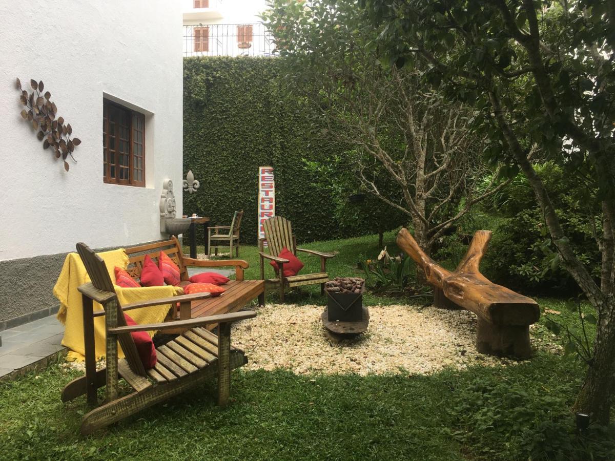 Apartamento Em Condominio Campos do Jordão Екстериор снимка